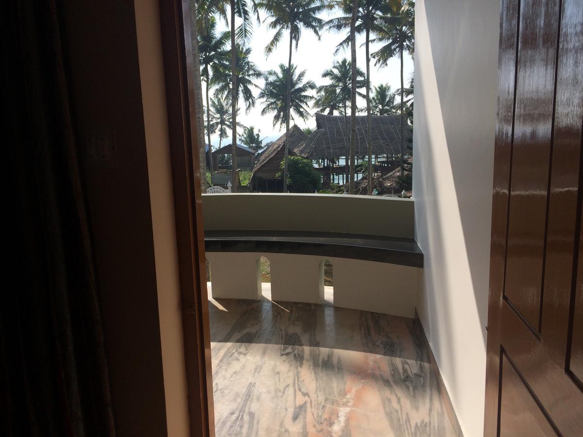 Seawin Beach Resort Varkala Exterior photo